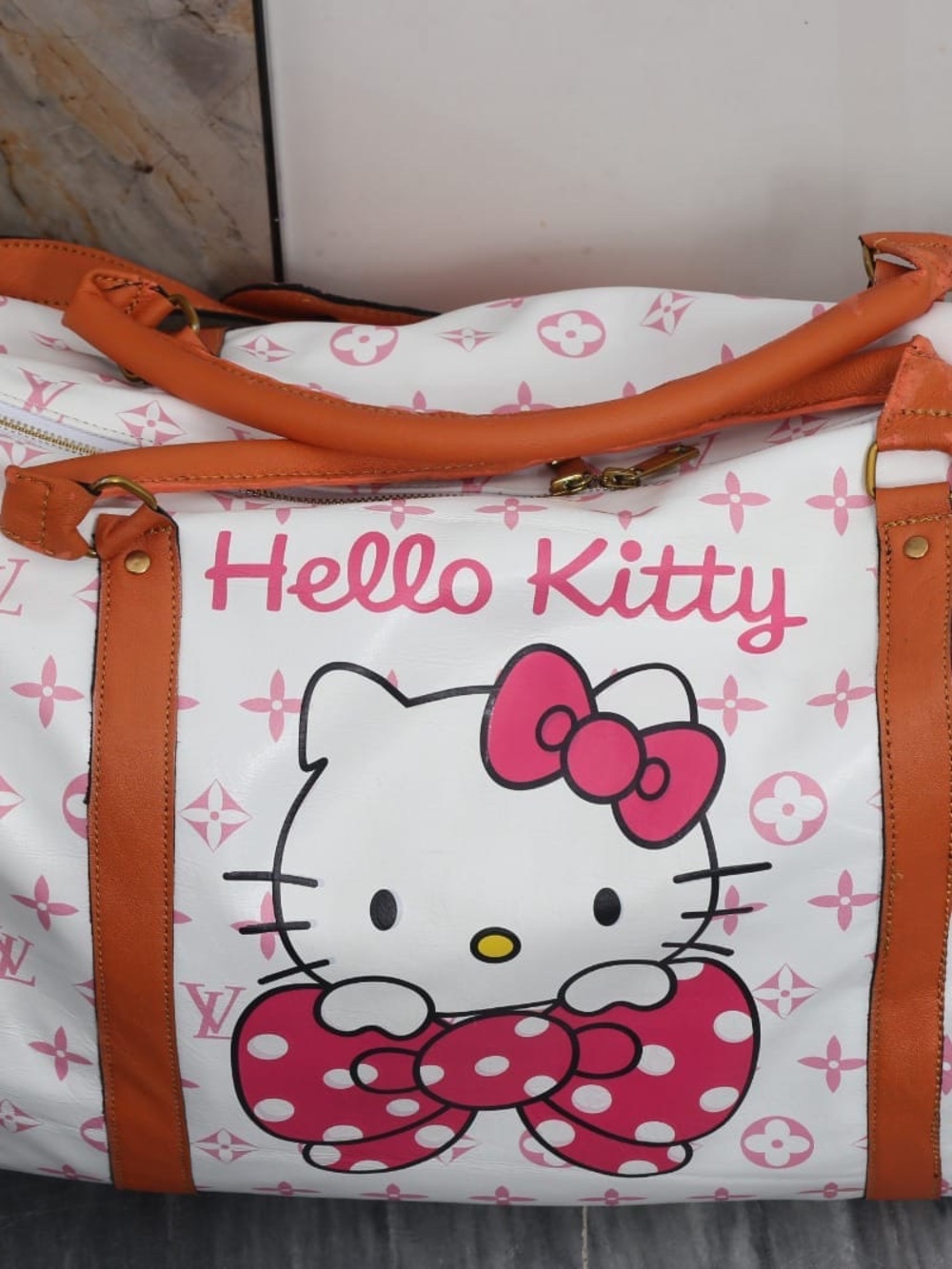 Lv Hello Kitty Pink & White Bow Travel Tote Keepall 55